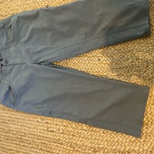 Kuhl Women's Trekker Gray Capris